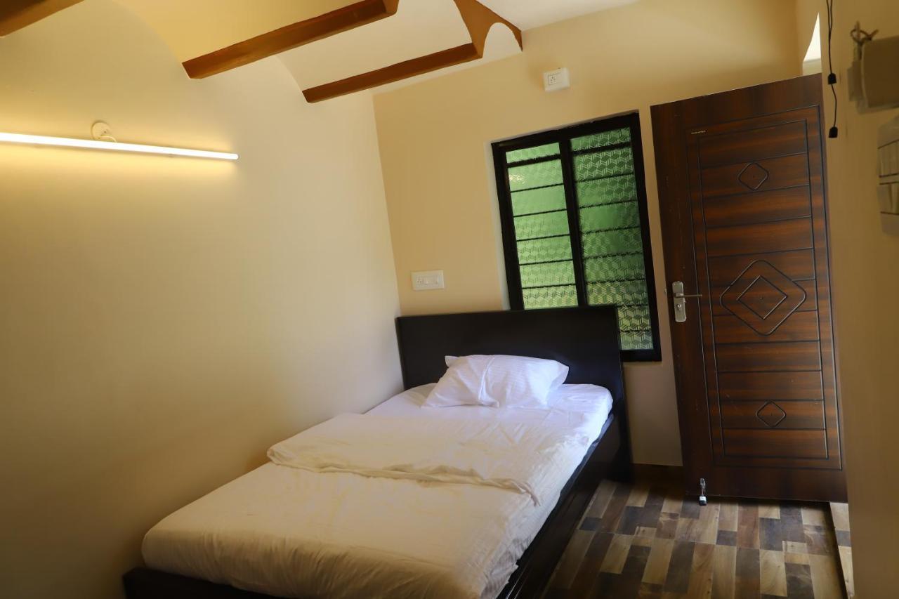Seattle Garden Resort - Kollihills Ngoại thất bức ảnh