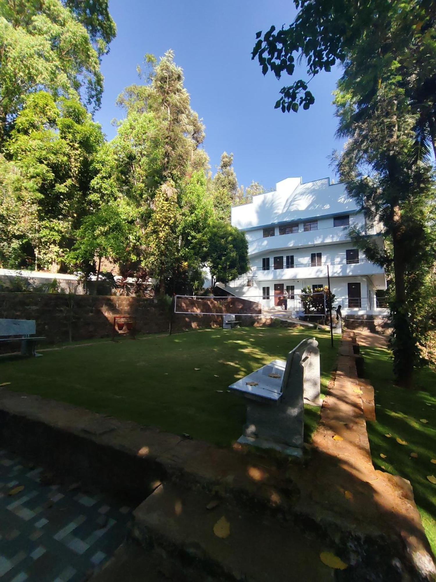 Seattle Garden Resort - Kollihills Ngoại thất bức ảnh